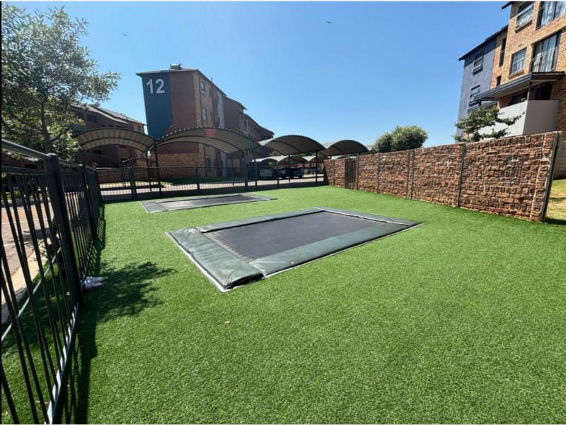 2 Bedroom Property for Sale in Montana Tuine Gauteng