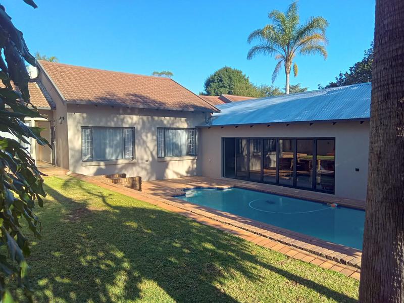 4 Bedroom Property for Sale in Hennopspark Gauteng