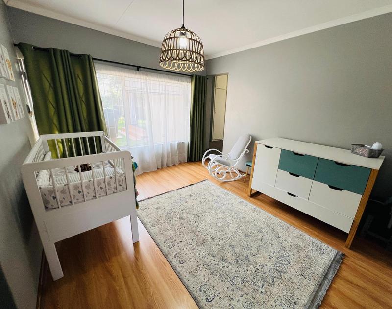 4 Bedroom Property for Sale in Hennopspark Gauteng