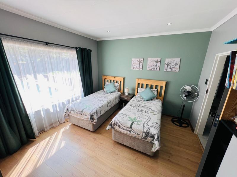 4 Bedroom Property for Sale in Hennopspark Gauteng