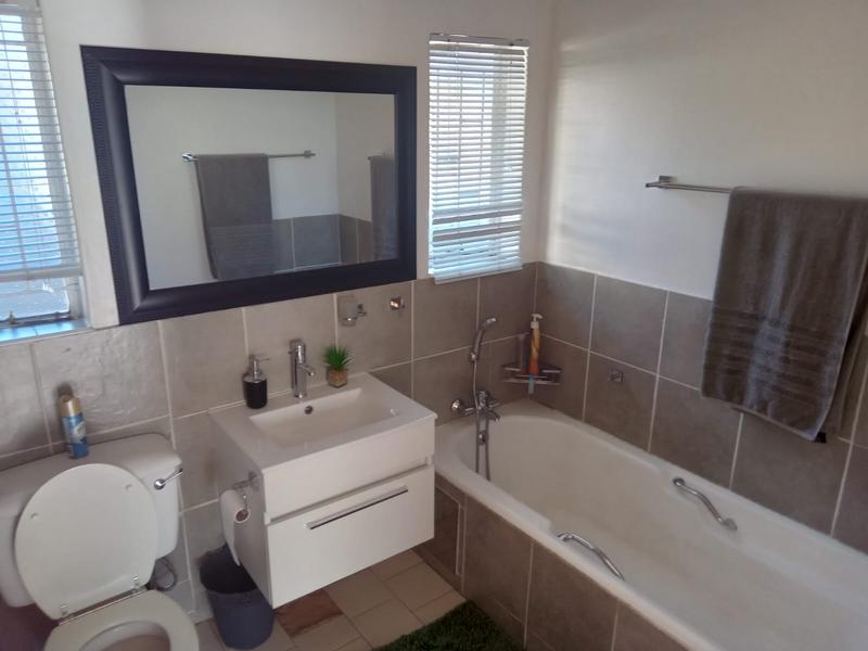 4 Bedroom Property for Sale in Hennopspark Gauteng