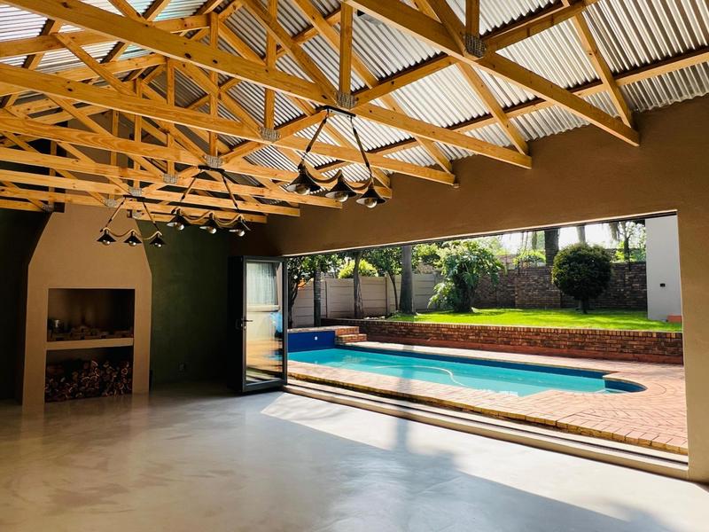 4 Bedroom Property for Sale in Hennopspark Gauteng