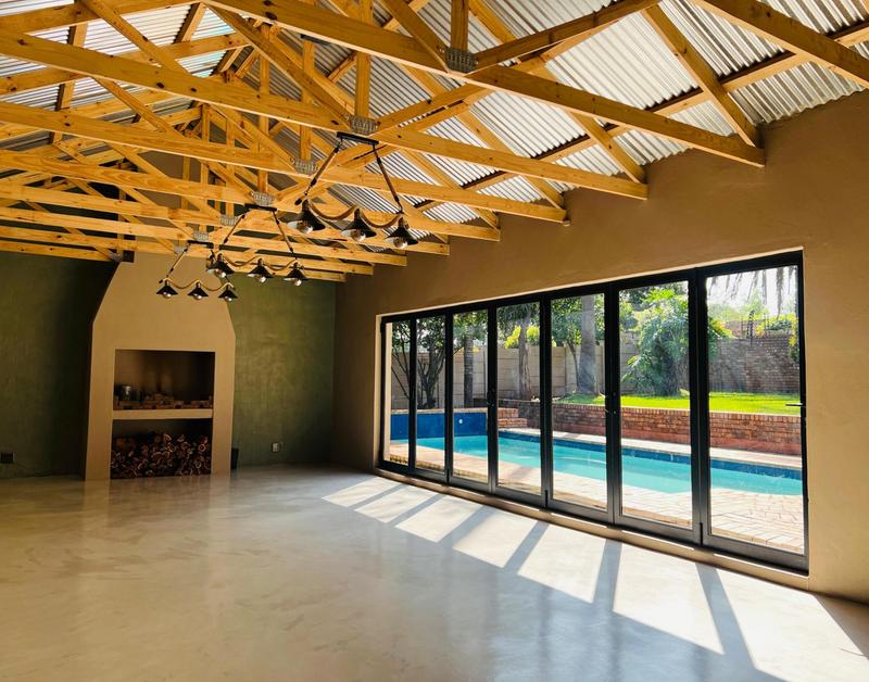 4 Bedroom Property for Sale in Hennopspark Gauteng