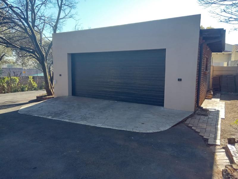 4 Bedroom Property for Sale in Hennopspark Gauteng