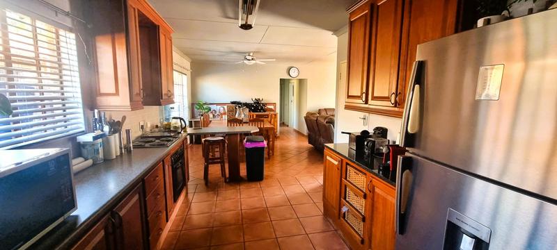 3 Bedroom Property for Sale in Amberfield Gauteng