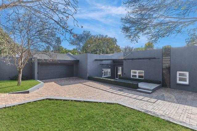 To Let 4 Bedroom Property for Rent in Sunninghill Gauteng
