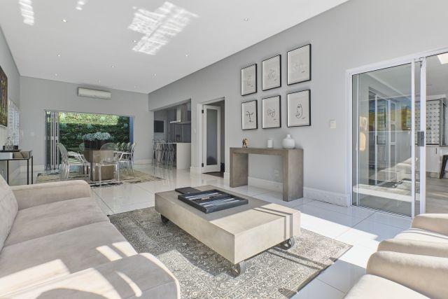 To Let 4 Bedroom Property for Rent in Sunninghill Gauteng