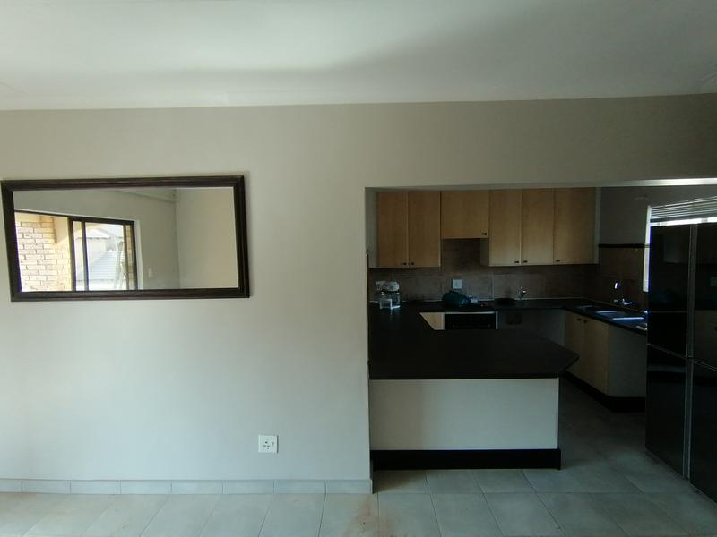 2 Bedroom Property for Sale in Olympus Gauteng