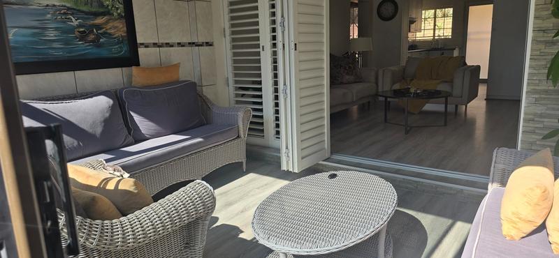 2 Bedroom Property for Sale in Magalieskruin Gauteng