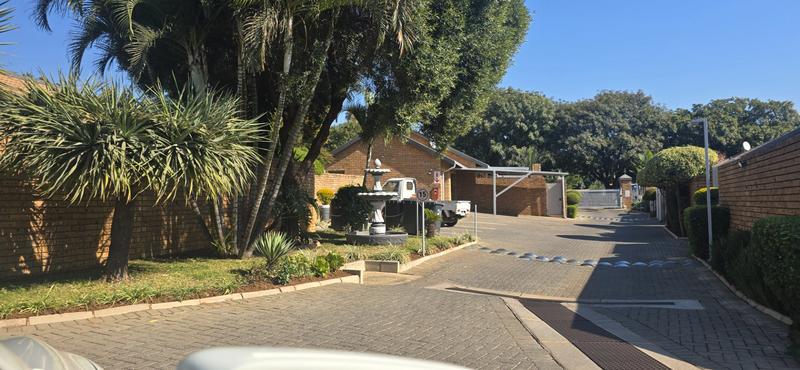 2 Bedroom Property for Sale in Magalieskruin Gauteng