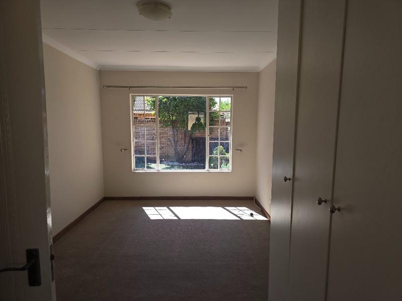2 Bedroom Property for Sale in Sinoville Gauteng