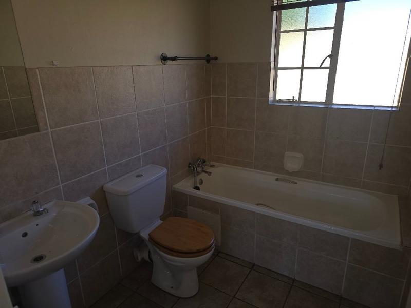 2 Bedroom Property for Sale in Sinoville Gauteng