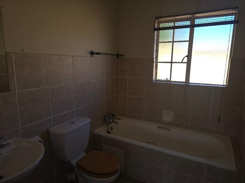 2 Bedroom Property for Sale in Sinoville Gauteng