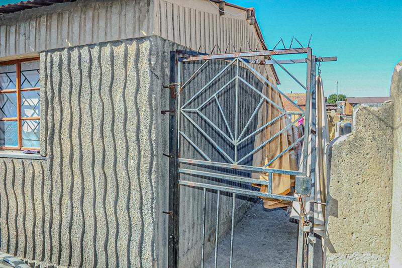 2 Bedroom Property for Sale in Tembisa Gauteng