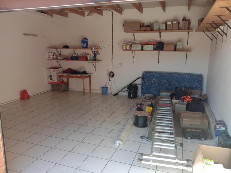 3 Bedroom Property for Sale in Rangeview Gauteng