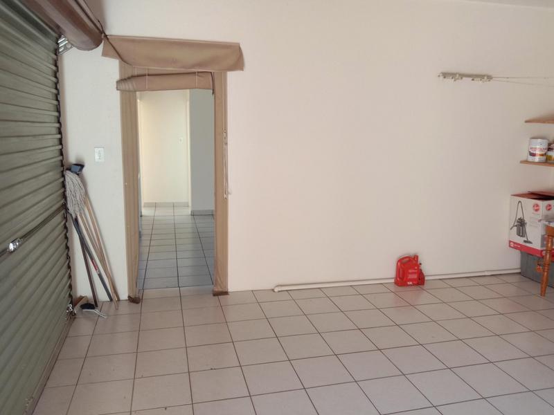 3 Bedroom Property for Sale in Rangeview Gauteng