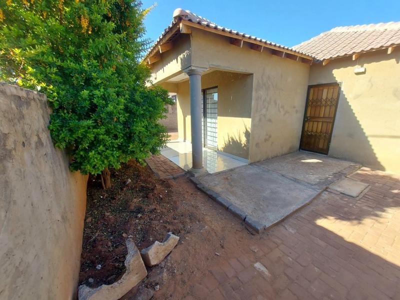 To Let 0 Bedroom Property for Rent in Glen Ridge Gauteng