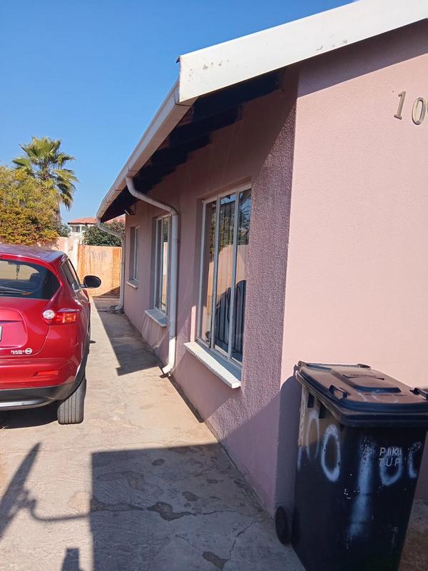 4 Bedroom Property for Sale in Naturena Gauteng