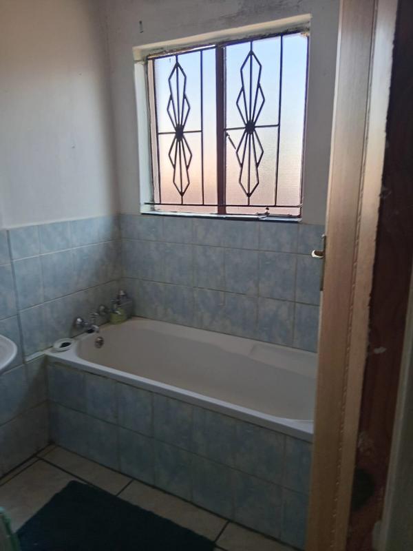 4 Bedroom Property for Sale in Naturena Gauteng