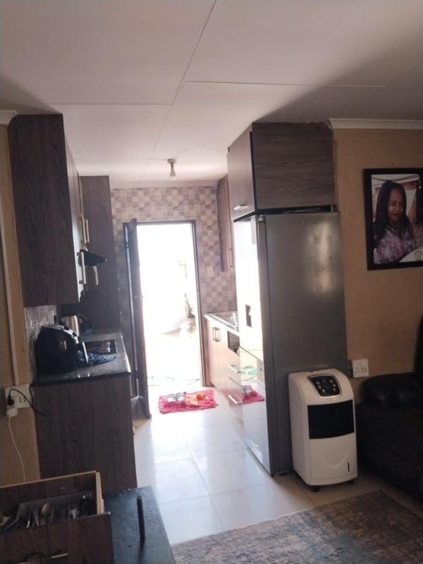 3 Bedroom Property for Sale in Savanna City Gauteng