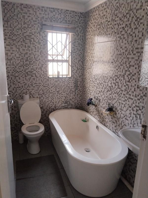 3 Bedroom Property for Sale in Savanna City Gauteng