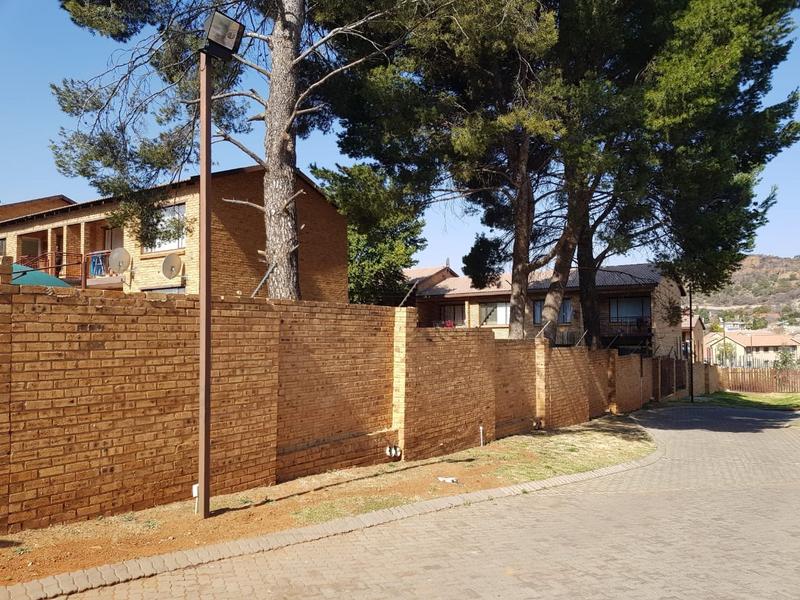To Let 2 Bedroom Property for Rent in Meredale Gauteng