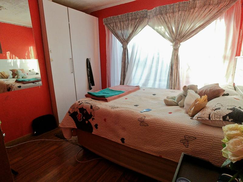 5 Bedroom Property for Sale in The Orchards Gauteng