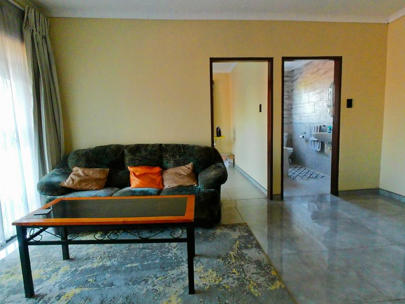 5 Bedroom Property for Sale in The Orchards Gauteng