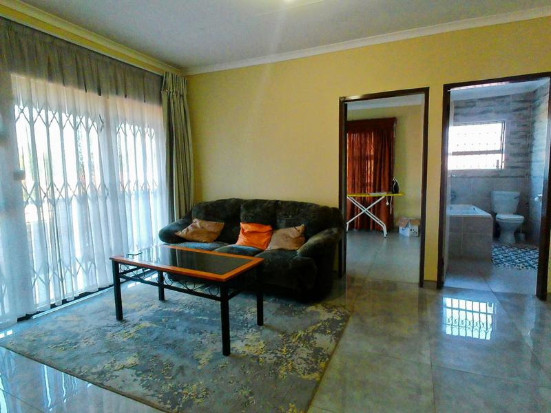 5 Bedroom Property for Sale in The Orchards Gauteng