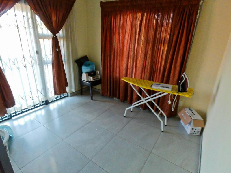 5 Bedroom Property for Sale in The Orchards Gauteng