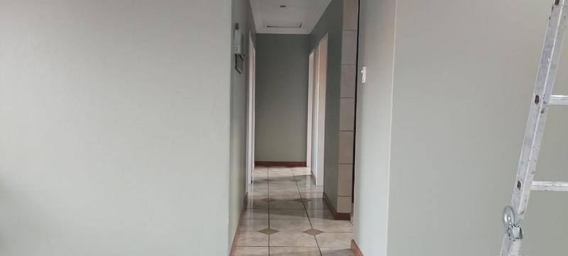 To Let 3 Bedroom Property for Rent in Elandspoort Gauteng