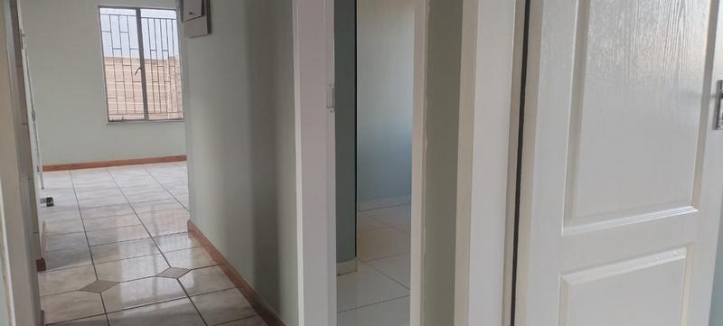 To Let 3 Bedroom Property for Rent in Elandspoort Gauteng