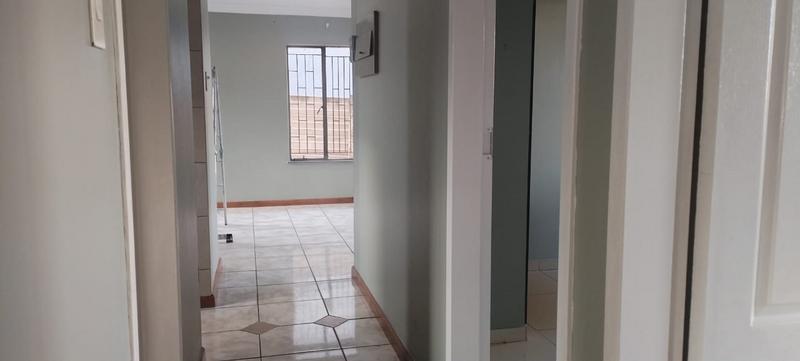 To Let 3 Bedroom Property for Rent in Elandspoort Gauteng