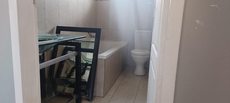 To Let 3 Bedroom Property for Rent in Elandspoort Gauteng