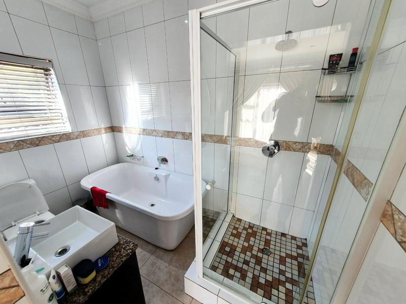 3 Bedroom Property for Sale in Amandasig Gauteng