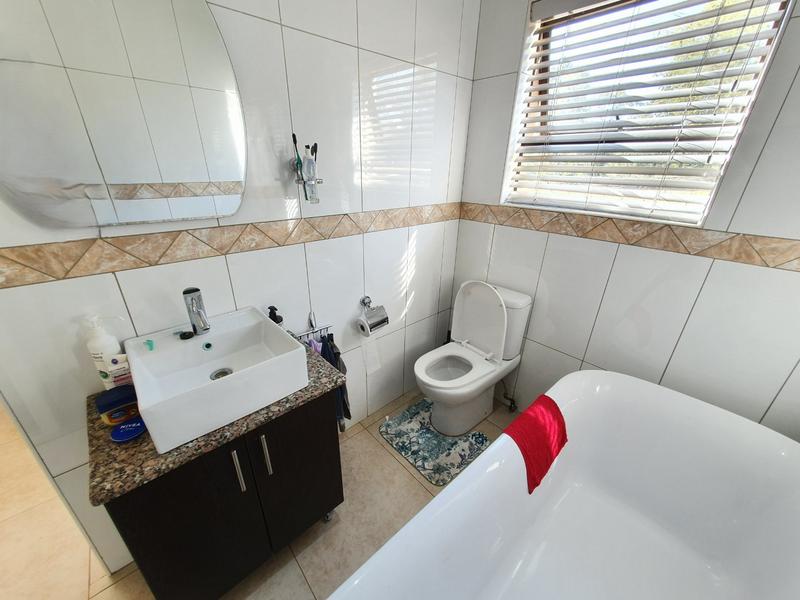 3 Bedroom Property for Sale in Amandasig Gauteng