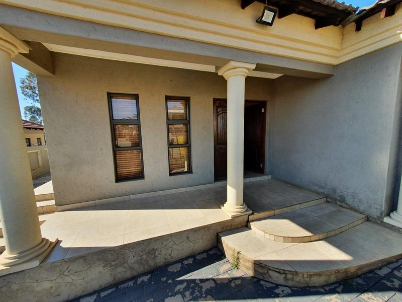 3 Bedroom Property for Sale in Amandasig Gauteng