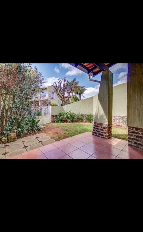 To Let 3 Bedroom Property for Rent in Farrarmere Gauteng