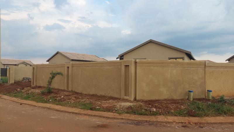 To Let 2 Bedroom Property for Rent in Vosloorus Gauteng