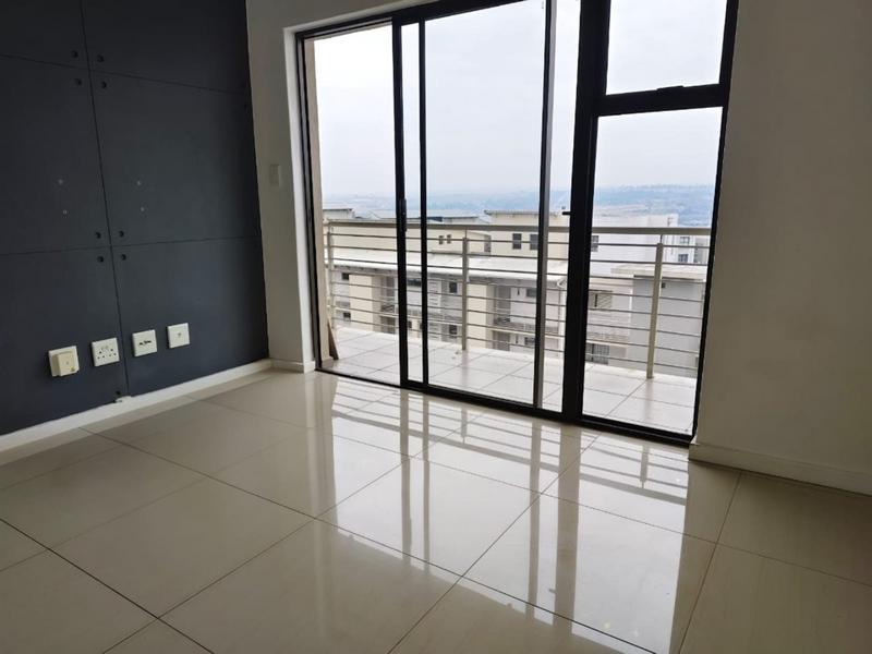 To Let 2 Bedroom Property for Rent in Beverley Gauteng