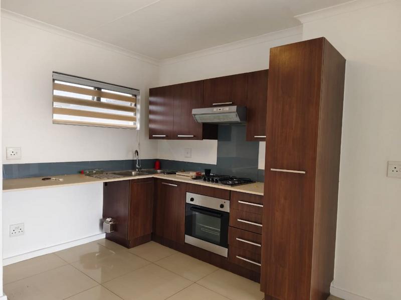 To Let 2 Bedroom Property for Rent in Beverley Gauteng