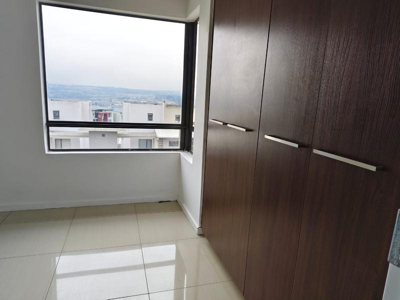 To Let 2 Bedroom Property for Rent in Beverley Gauteng
