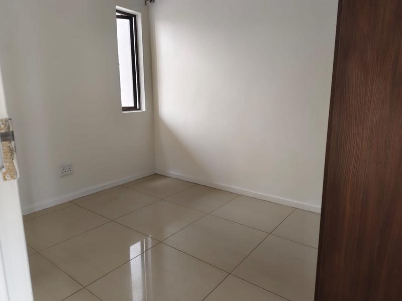 To Let 2 Bedroom Property for Rent in Beverley Gauteng