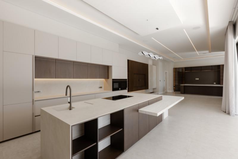 To Let 6 Bedroom Property for Rent in Waterfall Country Estate Gauteng