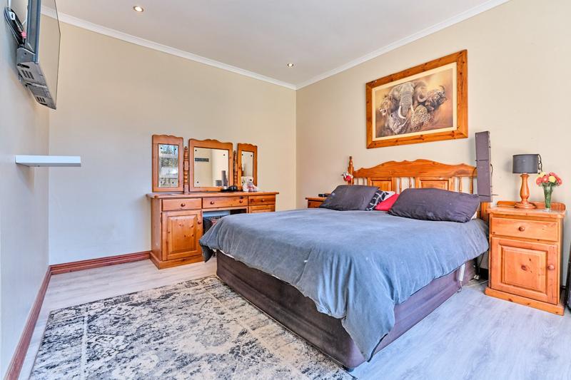 3 Bedroom Property for Sale in Radiokop Gauteng