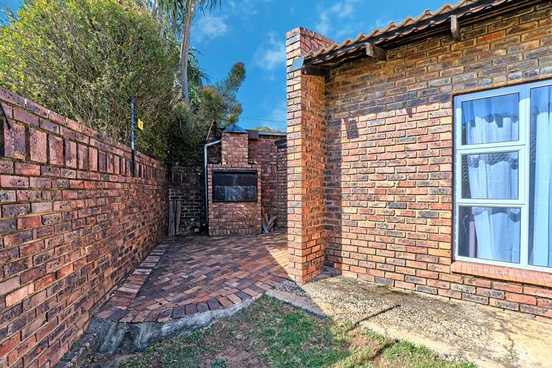 3 Bedroom Property for Sale in Radiokop Gauteng