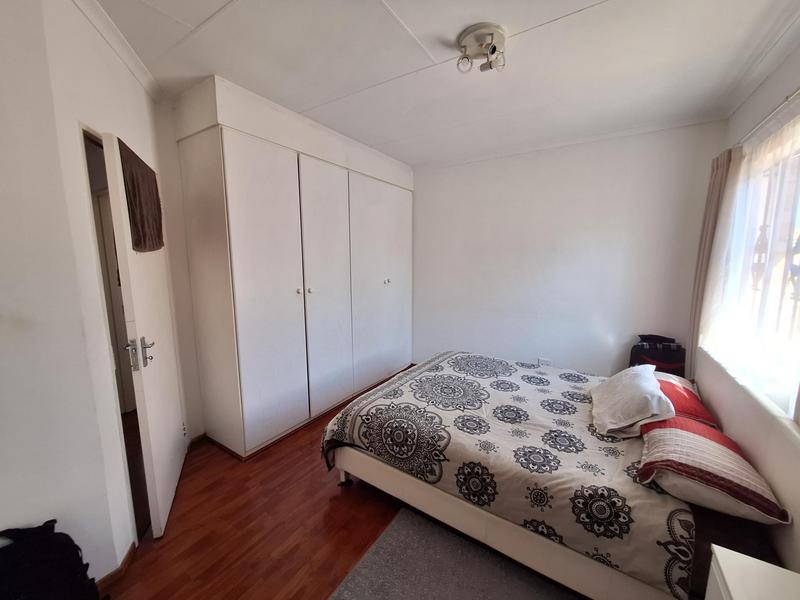 To Let 2 Bedroom Property for Rent in Halfway Gardens Gauteng