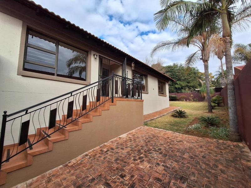 To Let 3 Bedroom Property for Rent in Eldoraigne Gauteng