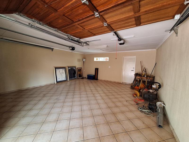To Let 3 Bedroom Property for Rent in Eldoraigne Gauteng