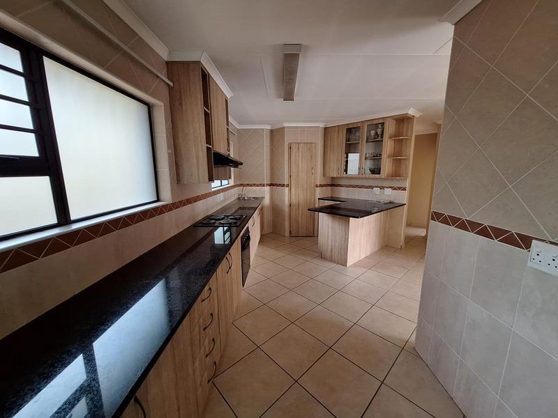 To Let 3 Bedroom Property for Rent in Eldoraigne Gauteng